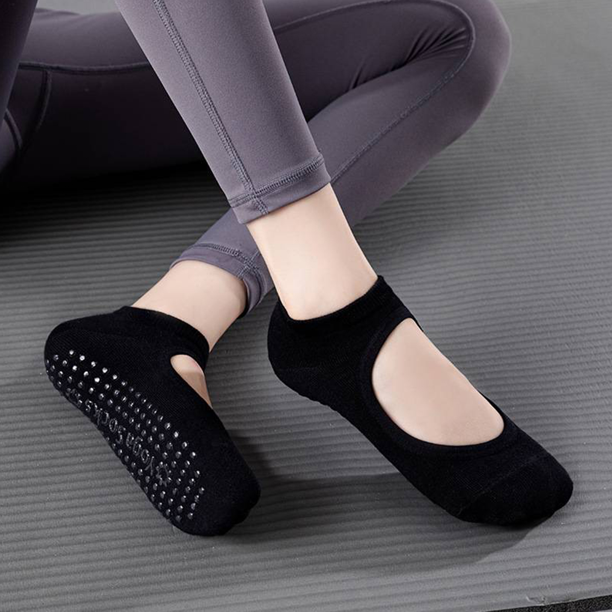 Non-Slip Yoga Socks for Women  - Yoga & Fitness With Faye The Well Being Studio Abbots Langley Reviews ulasan dan harga