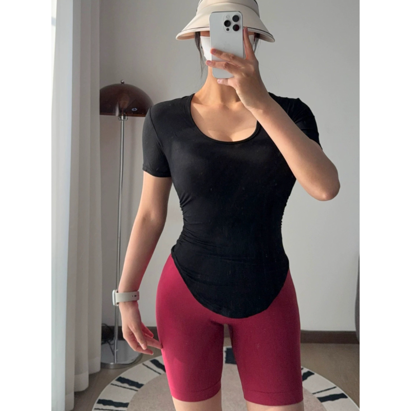 Oxygen Girl Pure Desire Sweet  - Oxygen Yoga & Fitness Yonge & Eglinton ulasan dan harga
